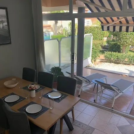 Schoenes Ferienbungalow In Altos Torrevieja