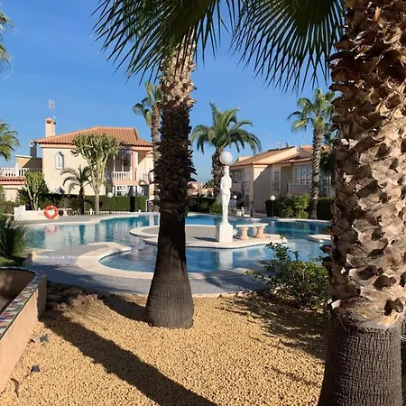 Schoenes Ferienbungalow In Altos *
