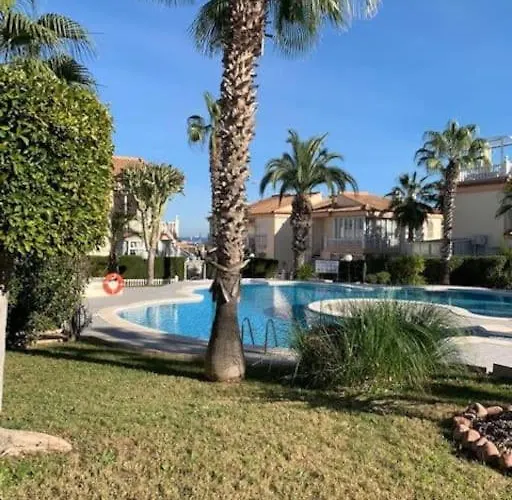 Hébergement de vacances Schoenes Ferienbungalow In Altos Torrevieja